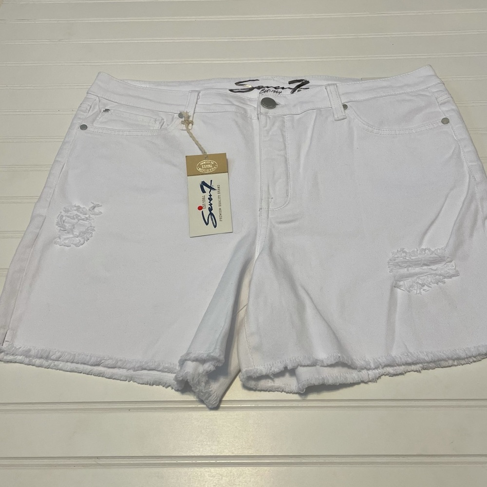 Seven7 white frayed cut off jean shorts sz 16